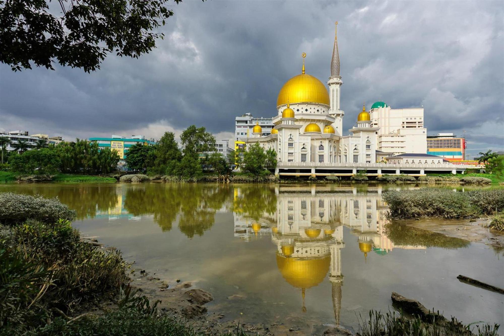 Super Oyo 447 Comfort Hotel Meru Klang Bagian luar foto